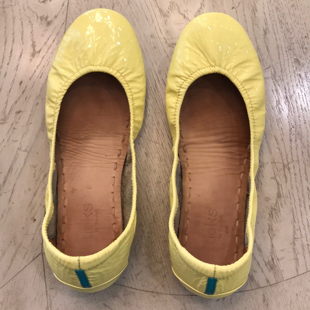 Yellow Tieks